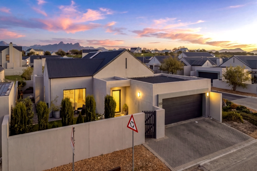 3 Bedroom Property for Sale in Aan de Wijnlanden Western Cape